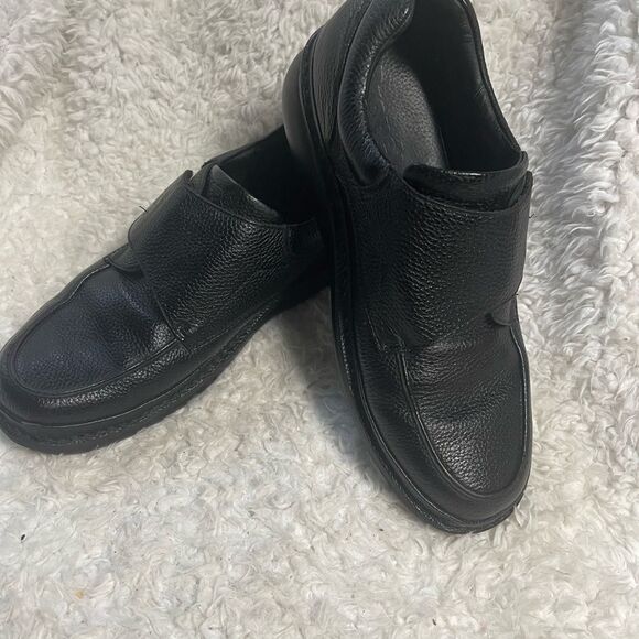 Propet Scandia Strap Black Grain Leather Men’s loafers SZ14